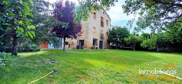 Foto 2 de Chalet en venta en Baños de Rioja de 5 habitaciones con terraza y garaje