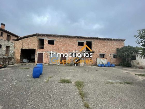 Foto 2 de Edifici en venda a Santurde de Rioja de 667 m²