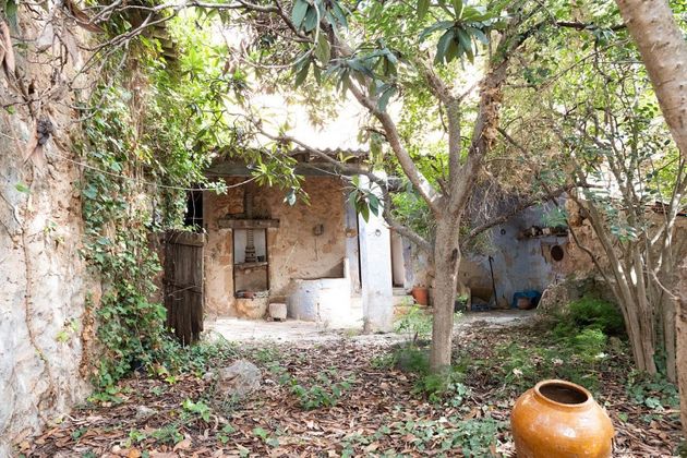 Foto 1 de Casa adossada en venda a Santa María del Camí de 5 habitacions amb garatge i jardí