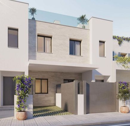 Foto 1 de Casa en venta en Son Ramonell - Es Figueral de 4 habitaciones con terraza y piscina