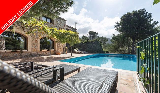 Foto 1 de Venta de chalet en Valldemossa de 5 habitaciones con terraza y piscina