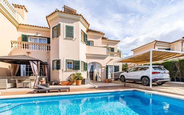 Foto 1 de Venta de casa en Maioris-Puig de Ros de 4 habitaciones con terraza y piscina