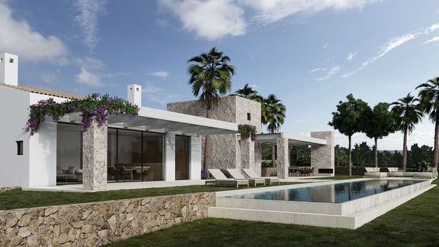 Foto 1 de Venta de casa en Santanyí de 4 habitaciones con terraza y piscina
