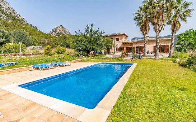 Foto 1 de Casa en venda a Bunyola de 6 habitacions amb terrassa i piscina