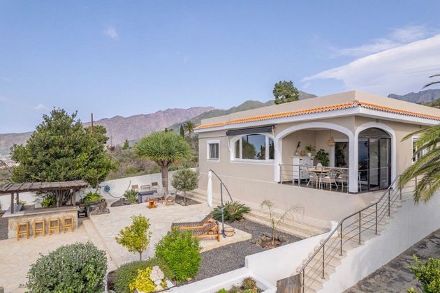 Foto 1 de Casa adossada en venda a Paso (El) de 5 habitacions amb terrassa i piscina