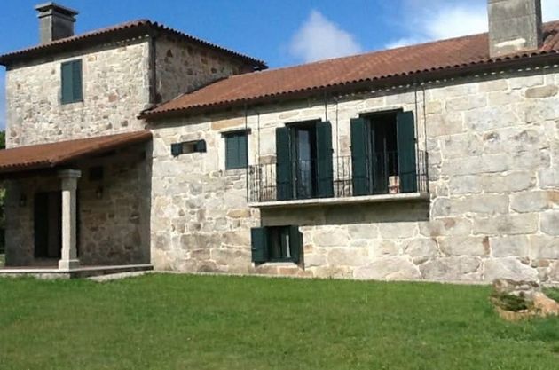 Foto 2 de Xalet en venda a Tomiño de 4 habitacions amb terrassa i piscina