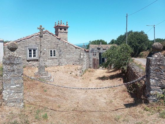 Foto 2 de Casa en venda a Xinzo de Limia de 7 habitacions amb terrassa i jardí