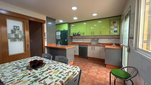 Foto 2 de Casa en venda a Barrio de Peral de 3 habitacions amb jardí i calefacció