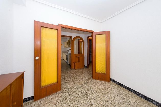 Foto 2 de Pis en venda a avenida De Borriana de 4 habitacions amb terrassa i balcó
