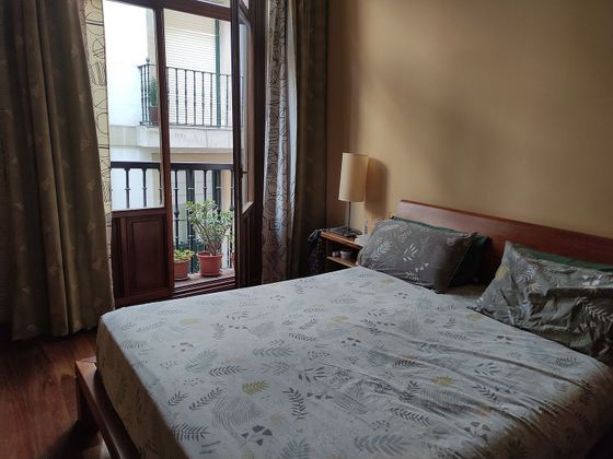 Foto 2 de Pis en venda a Casco Viejo de 3 habitacions amb balcó i calefacció
