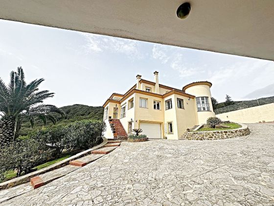 Foto 2 de Casa en venta en calle Los Helechos de 4 habitaciones con terraza y piscina
