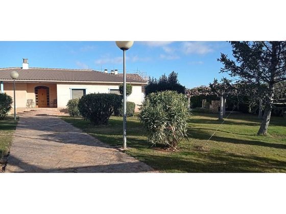 Foto 2 de Xalet en venda a Cariñena de 4 habitacions amb terrassa i garatge