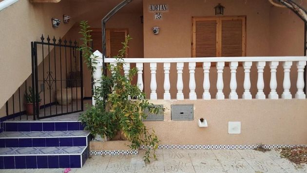 Foto 2 de Casa adossada en venda a Los Peñascos-El Salero-Los Imbernones de 2 habitacions amb terrassa i balcó
