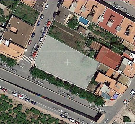 Foto 1 de Venta de terreno en calle José Iturbi de 1165 m²