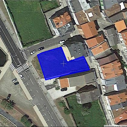 Foto 1 de Venta de terreno en calle Rosalia de Castro de 592 m²