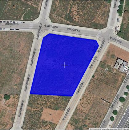 Foto 1 de Venta de terreno en calle Els Pins de 7665 m²