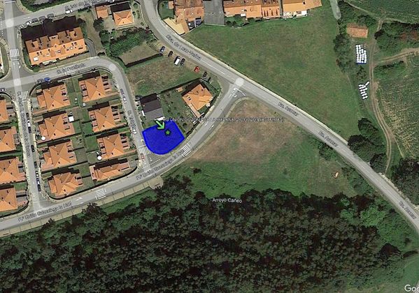 Foto 1 de Venta de terreno en Luanco - Aramar - Antromero de 402 m²