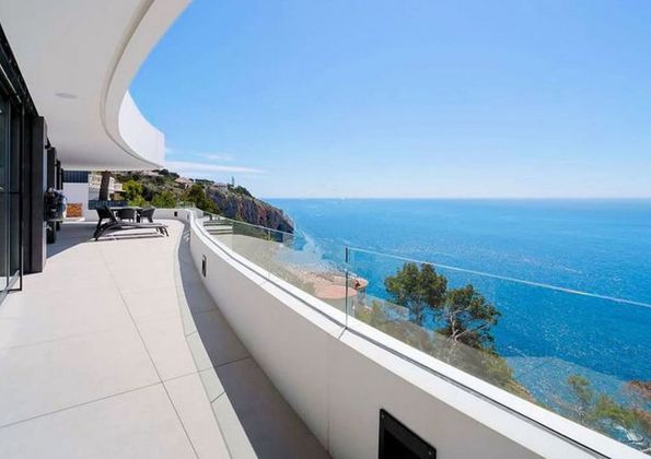 Foto 2 de Xalet en venda a Balcón al Mar-Cap Martí de 3 habitacions amb terrassa i piscina