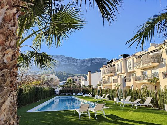 Foto 1 de Pis en venda a El Montgó de 2 habitacions amb terrassa i piscina