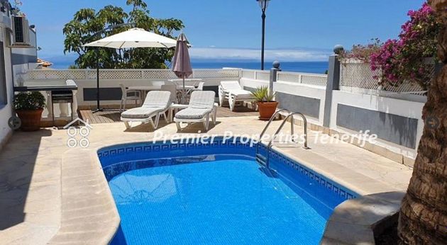 Foto 2 de Pis en venda a Acantilados de Los Gigantes de 3 habitacions amb terrassa i piscina