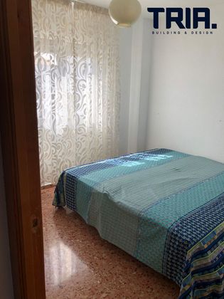 Foto 2 de Piso en venta en Salobreña de 3 habitaciones con terraza