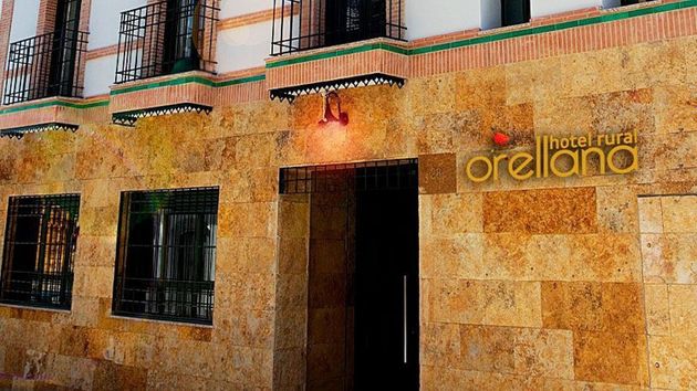 Foto 2 de Edifici en venda a Orellana la Vieja de 546 m²