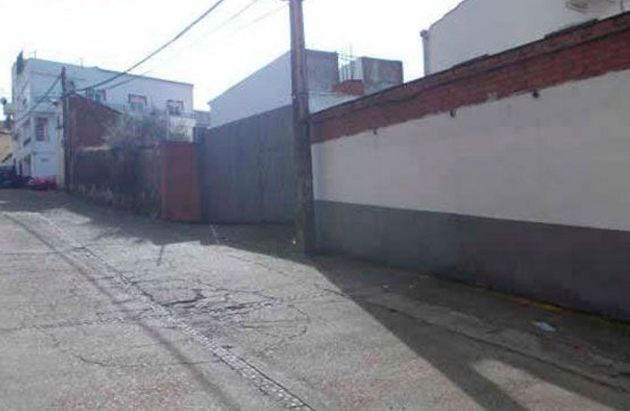 Foto 1 de Venta de terreno en Alcuéscar de 566 m²