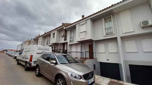 Foto 1 de Pis en venda a Castuera de 4 habitacions amb terrassa i garatge