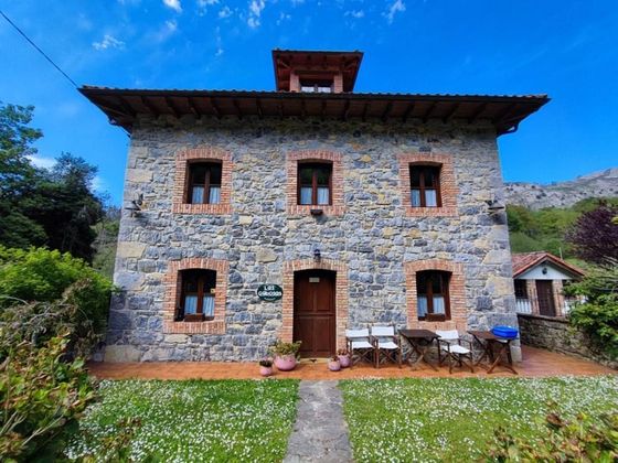 Foto 1 de Xalet en venda a Vibaña-Ardisana-Caldueño de 4 habitacions amb terrassa i jardí