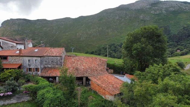 Foto 2 de Casa rural en venda a Vibaña-Ardisana-Caldueño de 1 habitació amb garatge