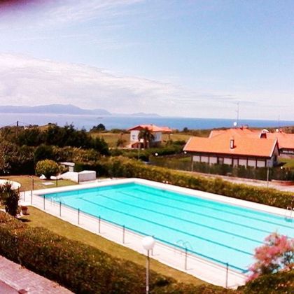 Foto 2 de Estudi en venda a Barrika amb terrassa i piscina