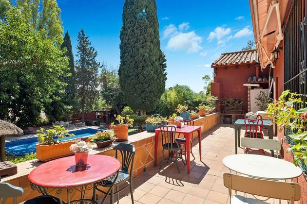 Foto 2 de Xalet en venda a calle Sierra de Montanchez de 6 habitacions amb terrassa i piscina