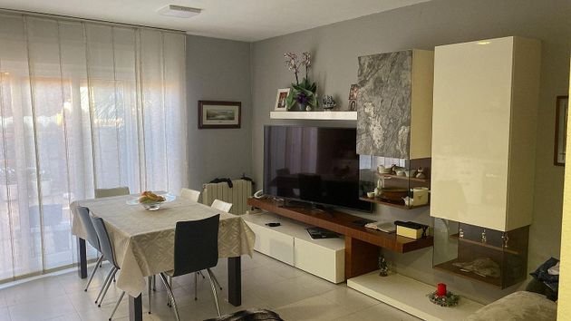 Foto 1 de Piso en venta en Canet de Mar de 3 habitaciones con terraza y calefacción