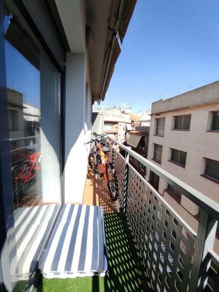 Foto 2 de Pis en venda a Cerdanyola de 2 habitacions amb terrassa i balcó