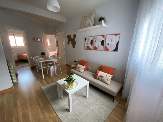 Foto 1 de Pis en lloguer a Berruguete de 2 habitacions amb terrassa i mobles