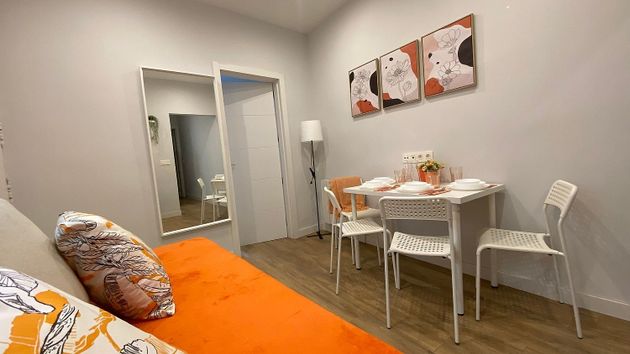 Foto 2 de Alquiler de piso en Bellas Vistas de 2 habitaciones con muebles y calefacción