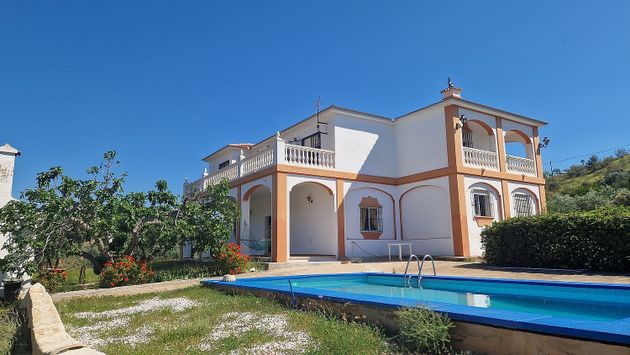Foto 1 de Xalet en venda a calle Diseminado R El Cortijuelo de 3 habitacions amb terrassa i piscina