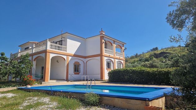 Foto 2 de Xalet en venda a calle Diseminado R El Cortijuelo de 3 habitacions amb terrassa i piscina
