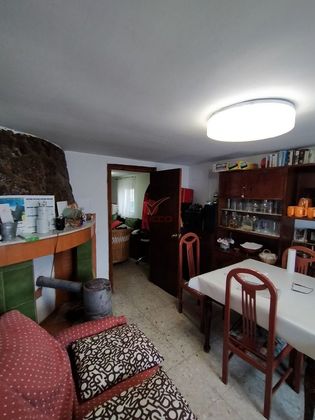 Foto 2 de Venta de casa en Alameda de 5 habitaciones con garaje