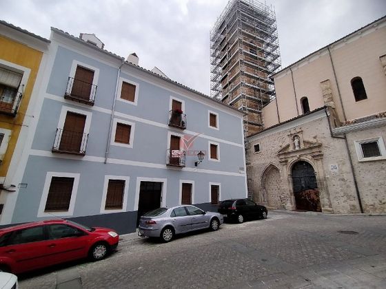 Foto 2 de Dúplex en venda a Casco Histórico de 2 habitacions amb garatge i calefacció