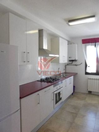 Foto 2 de Pis en venda a Arcas del Villar de 2 habitacions amb garatge i calefacció