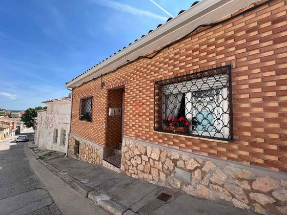 Foto 1 de Casa en venta en Valverde de Júcar de 2 habitaciones con jardín y calefacción