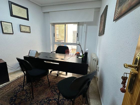 Foto 1 de Pis en venda a Centro - Cuenca de 4 habitacions amb terrassa i calefacció