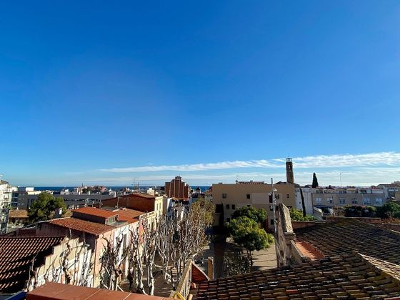 Foto 1 de Ático en venta en calle De Sant Felip i de Rosés de 3 habitaciones con terraza y balcón