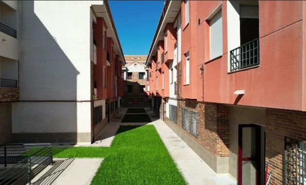 Foto 1 de Venta de piso en Consuegra de 1 habitación con terraza y piscina