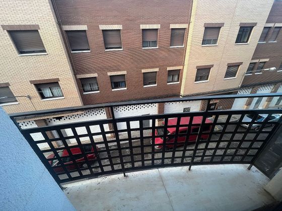 Foto 2 de Àtic en venda a Centro de Especialidades de 3 habitacions amb garatge i balcó