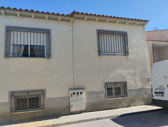 Foto 2 de Venta de casa en Villacañas de 3 habitaciones con terraza y garaje