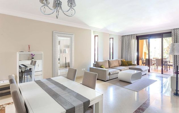 Foto 2 de Alquiler de piso en avenida Mar Mediterraneo de 2 habitaciones con terraza y piscina