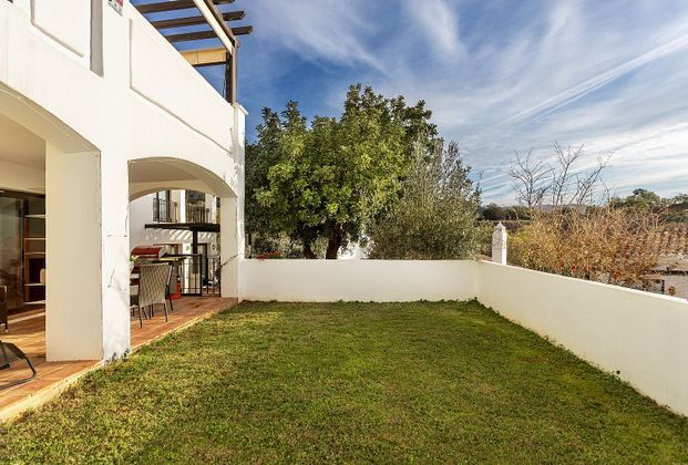 Foto 2 de Pis en venda a urbanización Los Altos de Los Monteros de 2 habitacions amb terrassa i piscina