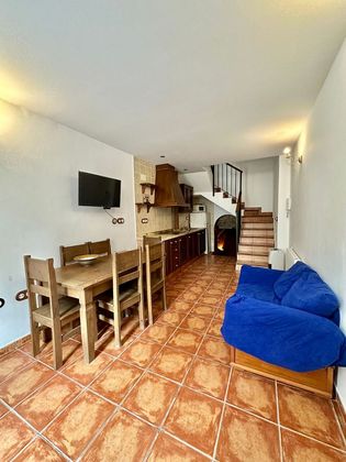 Foto 1 de Casa en venda a calle Serrallo de 3 habitacions amb terrassa i balcó